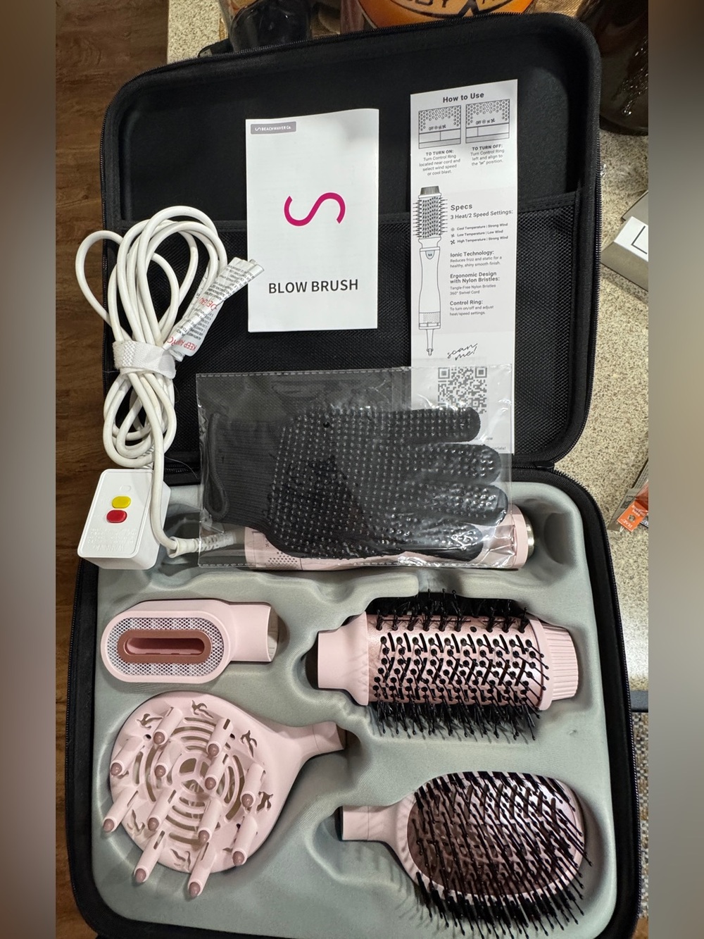 Pink Beachwaver 4-in-1 Ionic Blow Brush Hair Styling Set